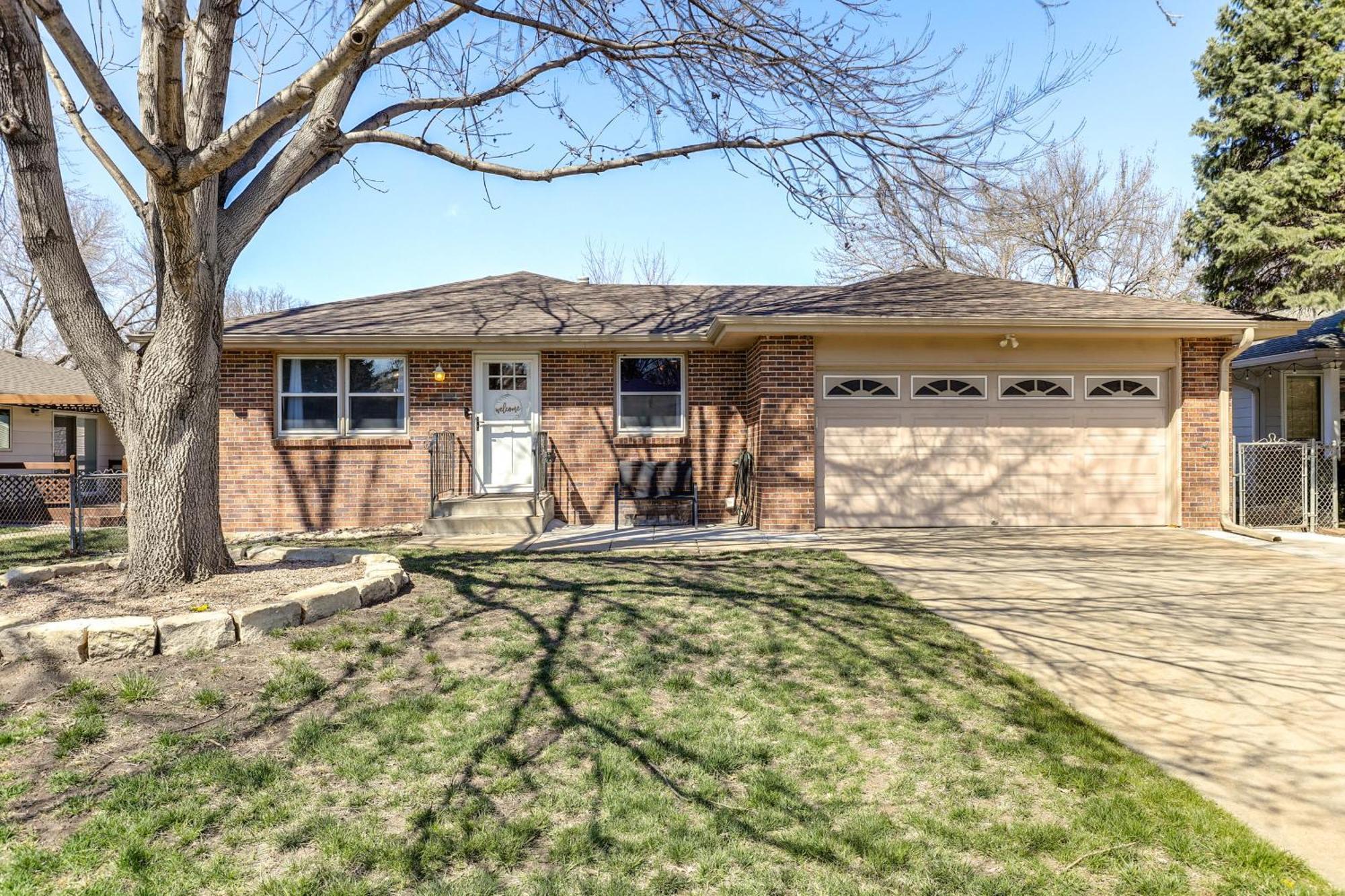 Family-Friendly Lincoln Home With Sandbox And Grill! Exterior photo